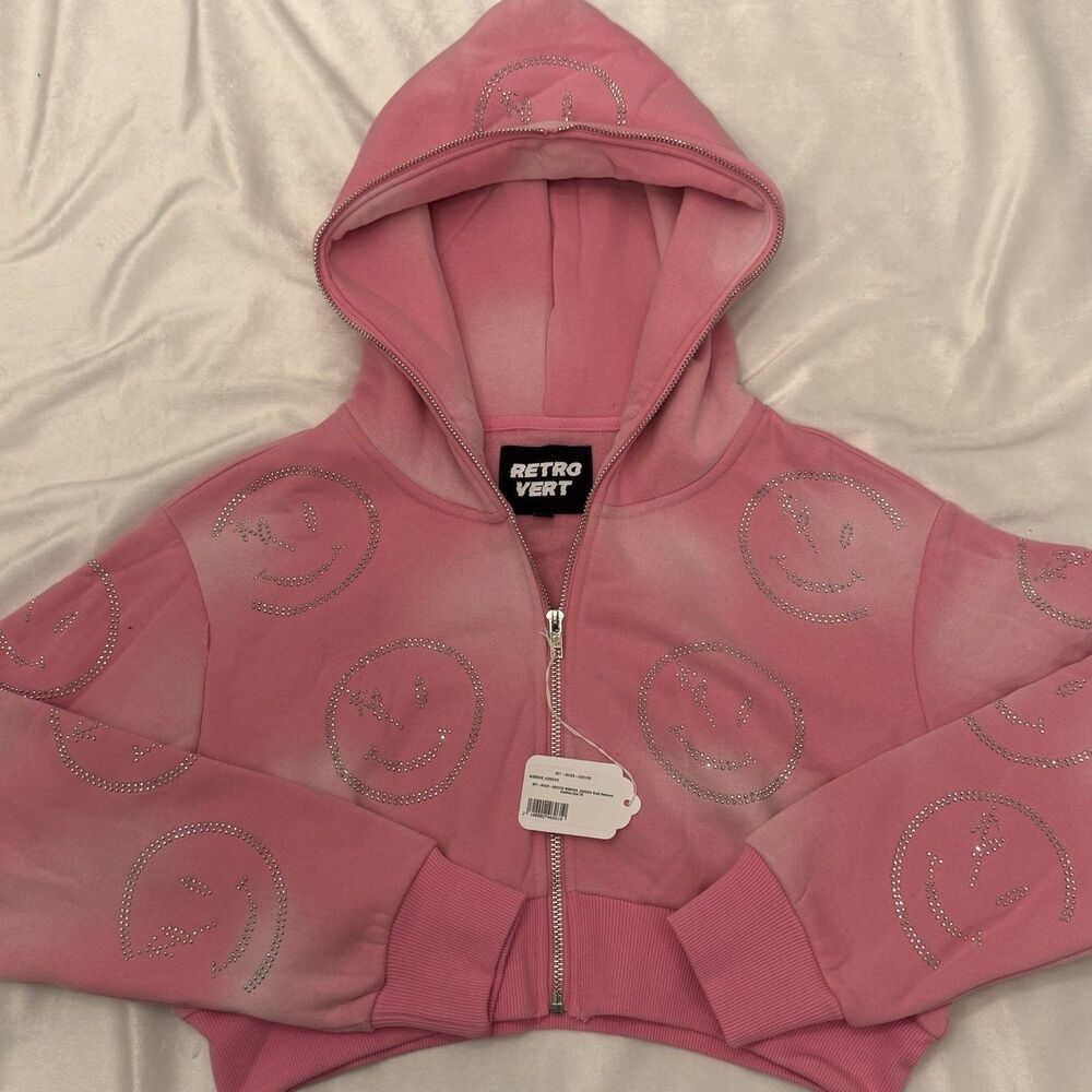 RETROVERT Women's Rhinestone Smiley Face Zip Up Cropped Hoodie